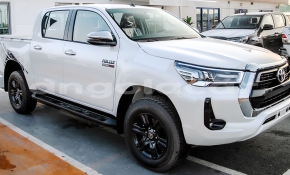 Buy Used Toyota Hilux White Car in Luanda in Luanda Province Buy Used Toyota Hilux White Car in Luanda in Luanda Province