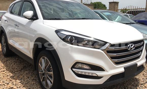 Comprar Usado Hyundai Tucson Branco Carro em Luanda em Luanda Province
