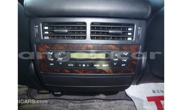 Acheter Import Voiture Toyota Land Cruiser Blanc à Import - Dubai, Province de Bengo Acheter Import Voiture Toyota Land Cruiser Blanc à Import - Dubai, Province de Bengo