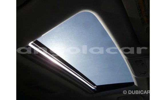 Acheter Import Voiture Toyota Land Cruiser Blanc à Import - Dubai, Province de Bengo Acheter Import Voiture Toyota Land Cruiser Blanc à Import - Dubai, Province de Bengo
