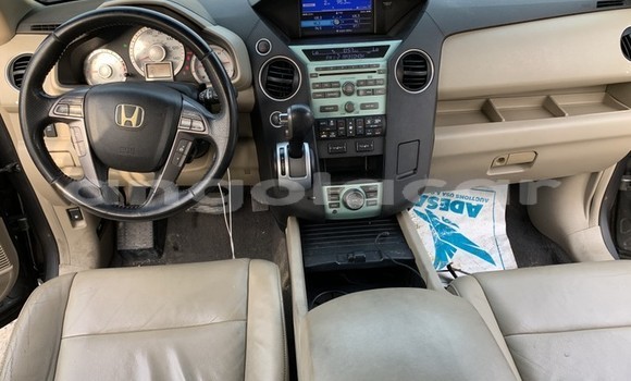 Acheter Occasion Voiture Toyota Camry Gris à Luanda, Province de Luanda Acheter Occasion Voiture Toyota Camry Gris à Luanda, Province de Luanda