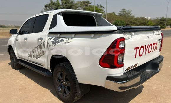 Acheter Occasion Voiture Toyota Hilux Blanc à Luanda, Province de Luanda Acheter Occasion Voiture Toyota Hilux Blanc à Luanda, Province de Luanda