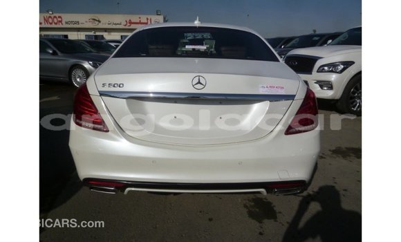 Acheter Import Voiture Mercedes-Benz 190 Blanc à Import - Dubai, Province de Bengo Acheter Import Voiture Mercedes-Benz 190 Blanc à Import - Dubai, Province de Bengo