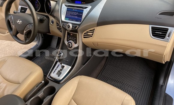 Acheter Occasion Voiture Hyundai Elantra Bleu à Luanda, Province de Luanda Acheter Occasion Voiture Hyundai Elantra Bleu à Luanda, Province de Luanda
