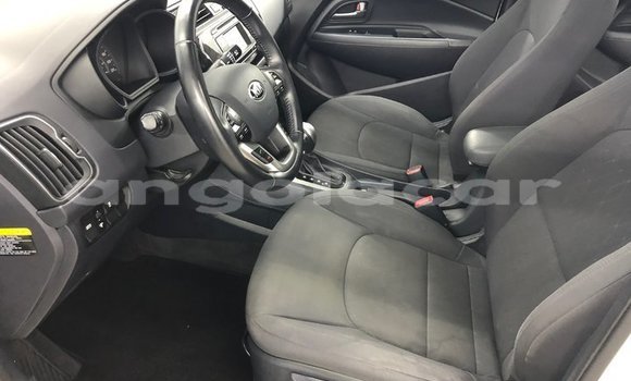 Comprar Usado Kia rio Branco Carro em Luanda em Luanda Province Comprar Usado Kia rio Branco Carro em Luanda em Luanda Province