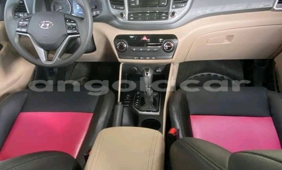 Buy Used Hyundai Tucson Red Car in Luanda in Luanda Province Buy Used Hyundai Tucson Red Car in Luanda in Luanda Province