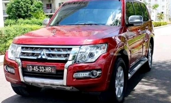 Buy Used Mitsubishi Pajero Red Car in Luanda in Luanda Province Buy Used Mitsubishi Pajero Red Car in Luanda in Luanda Province