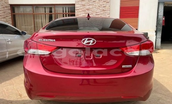 Comprar Usado Hyundai Elantra Vermelho Carro em Luanda em Luanda Province Comprar Usado Hyundai Elantra Vermelho Carro em Luanda em Luanda Province