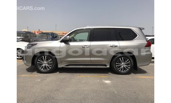 Acheter Import Voiture Lexus LX Autre à Import - Dubai, Province de Bengo Acheter Import Voiture Lexus LX Autre à Import - Dubai, Province de Bengo