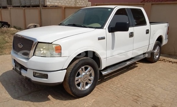 Comprar Usado Ford F–150 Branco Carro em Luanda em Luanda Province Comprar Usado Ford F–150 Branco Carro em Luanda em Luanda Province