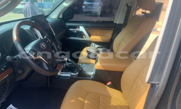 Comprar Usado Toyota Land Cruiser Outro Carro em Luanda em Luanda Province Comprar Usado Toyota Land Cruiser Outro Carro em Luanda em Luanda Province