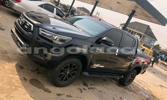 Acheter Occasion Voiture Toyota Hilux Surf Noir à Luanda, Province de Luanda Acheter Occasion Voiture Toyota Hilux Surf Noir à Luanda, Province de Luanda