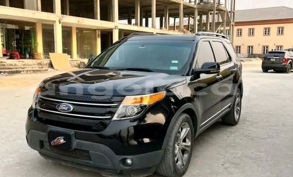 Acheter Occasion Voiture Ford Explorer Noir à Luanda, Province de Luanda Acheter Occasion Voiture Ford Explorer Noir à Luanda, Province de Luanda