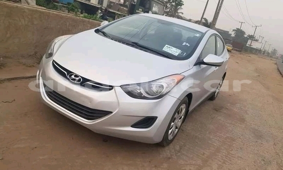 Comprar Usado Hyundai Elantra Outro Carro em Luanda em Luanda Province Comprar Usado Hyundai Elantra Outro Carro em Luanda em Luanda Province