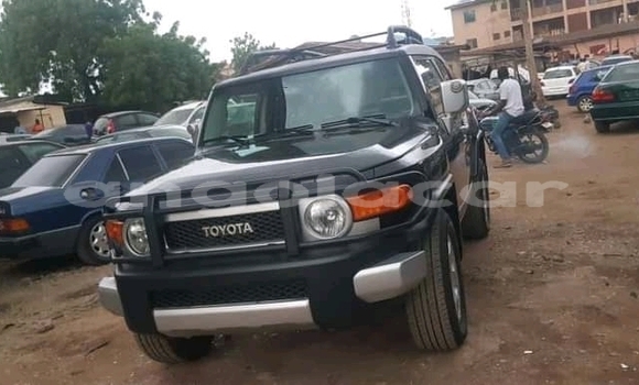 Comprar Usado Toyota FJ Cruiser Preto Carro em Luanda em Luanda Province Comprar Usado Toyota FJ Cruiser Preto Carro em Luanda em Luanda Province