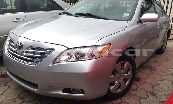 Acheter Occasion Voiture Toyota Camry Gris à Luanda, Province de Luanda Acheter Occasion Voiture Toyota Camry Gris à Luanda, Province de Luanda