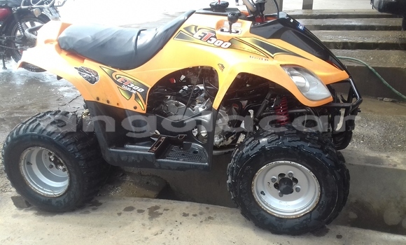 Acheter Occasion Moto Daelim ET 250 Autre à Luanda, Province de Luanda Acheter Occasion Moto Daelim ET 250 Autre à Luanda, Province de Luanda