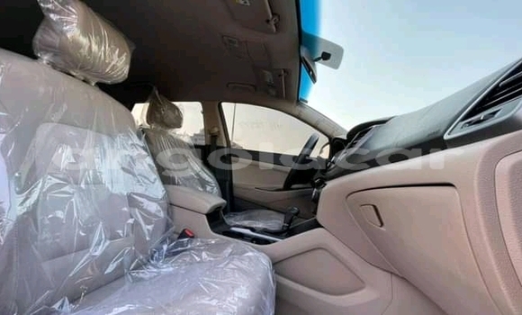 Acheter Occasion Voiture Hyundai Tucson Rouge à Luanda, Province de Luanda Acheter Occasion Voiture Hyundai Tucson Rouge à Luanda, Province de Luanda