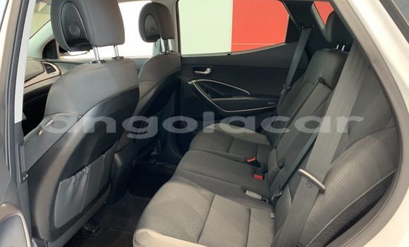 Acheter Occasion Voiture Hyundai Tucson Blanc à Luanda, Province de Luanda Acheter Occasion Voiture Hyundai Tucson Blanc à Luanda, Province de Luanda