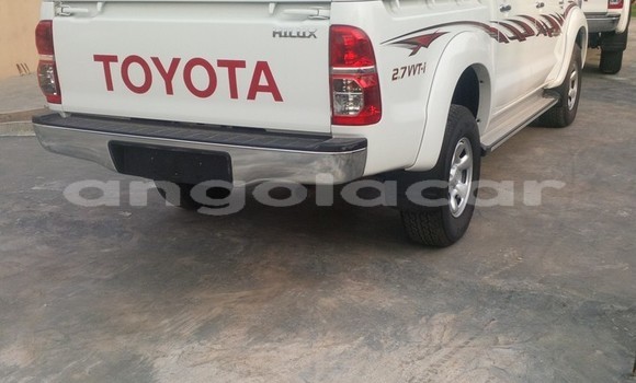 Buy Used Toyota Hilux White Car in Luanda in Luanda Province Buy Used Toyota Hilux White Car in Luanda in Luanda Province