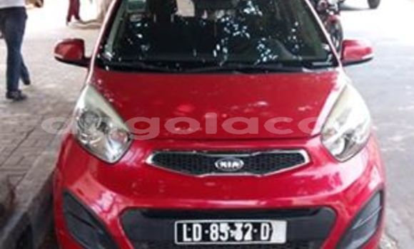 Acheter Occasion Voiture Kia rio Rouge à Luanda, Province de Luanda
