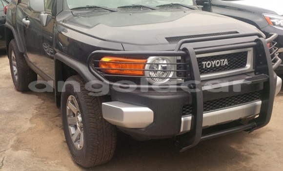 Comprar Usado Toyota FJ Cruiser Preto Carro em Luanda em Luanda Province Comprar Usado Toyota FJ Cruiser Preto Carro em Luanda em Luanda Province