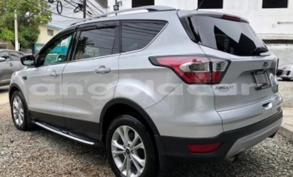Buy Used Ford Escape Silver Car in Luanda in Luanda Province Buy Used Ford Escape Silver Car in Luanda in Luanda Province