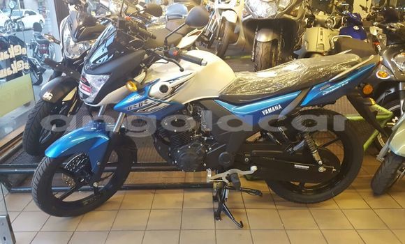 Comprar Novo Yamaha SZR Preto Moto em Luanda em Luanda Province