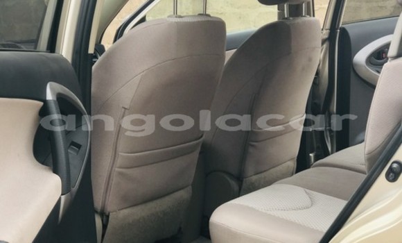 Comprar Usado Toyota RAV4 Outro Carro em Luanda em Luanda Province Comprar Usado Toyota RAV4 Outro Carro em Luanda em Luanda Province