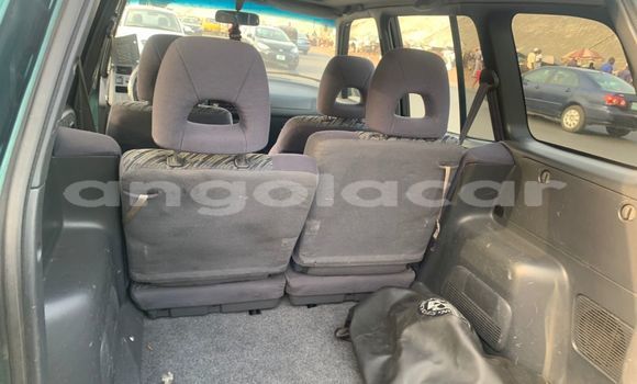 Buy Used Toyota RAV4 Green Car in Luanda in Luanda Province Buy Used Toyota RAV4 Green Car in Luanda in Luanda Province