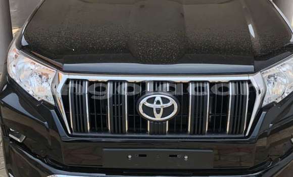 Buy Used Toyota Land Cruiser Black Car in Luanda in Luanda Province