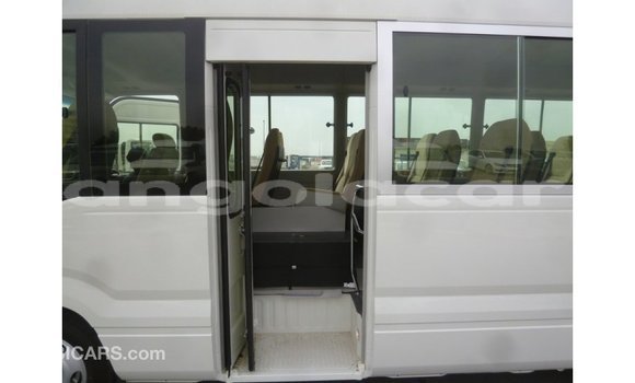 Acheter Import Voiture Toyota Coaster Blanc à Import - Dubai, Province de Bengo Acheter Import Voiture Toyota Coaster Blanc à Import - Dubai, Province de Bengo