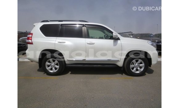 Acheter Import Voiture Toyota Prado Blanc à Import - Dubai, Province de Bengo Acheter Import Voiture Toyota Prado Blanc à Import - Dubai, Province de Bengo