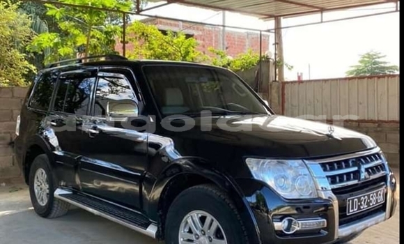 Buy Used Mitsubishi Pajero Black Car in Luanda in Luanda Province Buy Used Mitsubishi Pajero Black Car in Luanda in Luanda Province