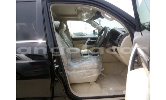 Comprar Importar Toyota Land Cruiser Preto Carro em Import - Dubai em Bengo Province Comprar Importar Toyota Land Cruiser Preto Carro em Import - Dubai em Bengo Province