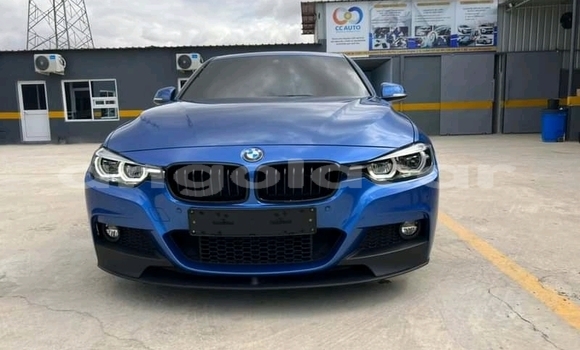 Buy Used BMW 3er Blue Car in Luanda in Luanda Province