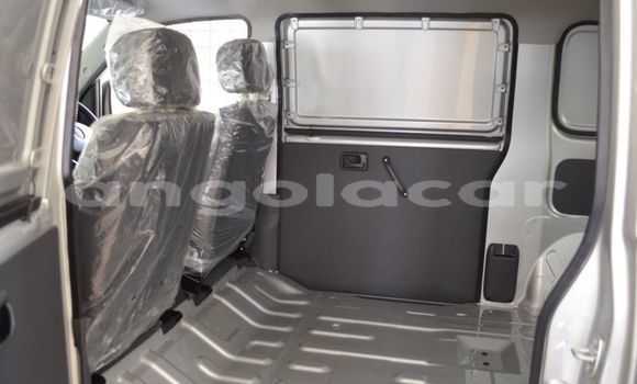 Comprar Usado Suzuki APV Prata Carro em Luanda em Luanda Province Comprar Usado Suzuki APV Prata Carro em Luanda em Luanda Province
