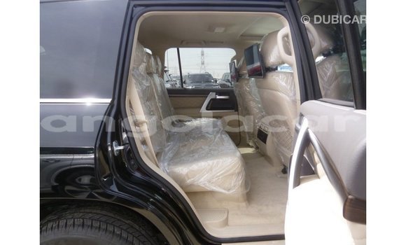 Comprar Importar Toyota Land Cruiser Preto Carro em Import - Dubai em Bengo Province Comprar Importar Toyota Land Cruiser Preto Carro em Import - Dubai em Bengo Province