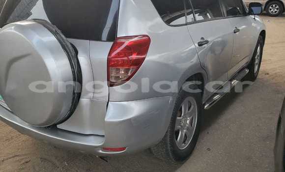 Comprar Usado Toyota RAV4 Outro Carro em Luanda em Luanda Province Comprar Usado Toyota RAV4 Outro Carro em Luanda em Luanda Province