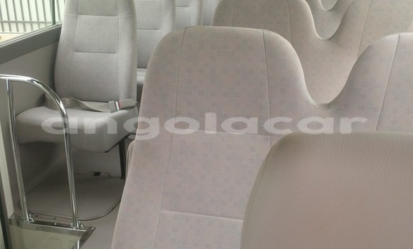 Acheter Occasion Voiture Toyota Coaster Blanc à Luanda, Province de Luanda Acheter Occasion Voiture Toyota Coaster Blanc à Luanda, Province de Luanda