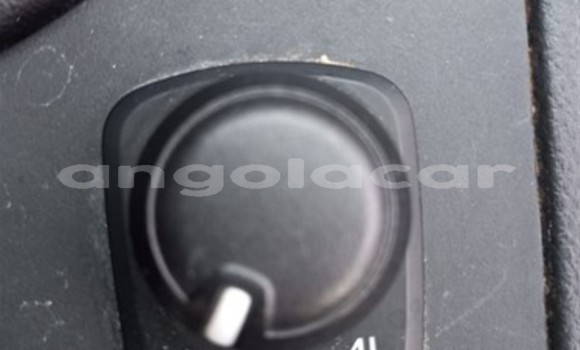 Acheter Occasion Voiture Mazda BT-50 Blanc à Luanda, Province de Luanda Acheter Occasion Voiture Mazda BT-50 Blanc à Luanda, Province de Luanda