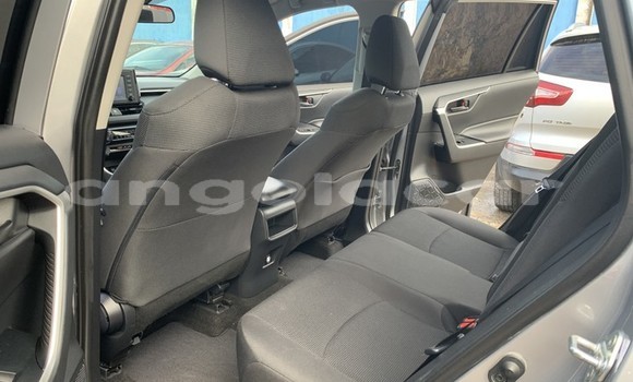 Acheter Occasion Voiture Toyota RAV4 Gris à Luanda, Province de Luanda