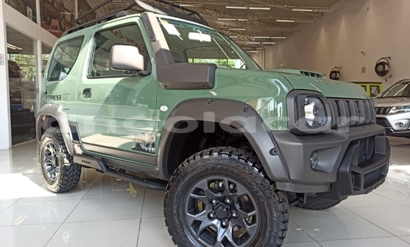 Acheter Occasion Voiture Suzuki Jimny Vert à Luanda, Province de Luanda Acheter Occasion Voiture Suzuki Jimny Vert à Luanda, Province de Luanda