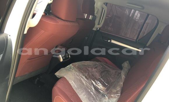 Acheter Occasion Voiture Toyota Hilux Blanc à Luanda, Province de Luanda Acheter Occasion Voiture Toyota Hilux Blanc à Luanda, Province de Luanda