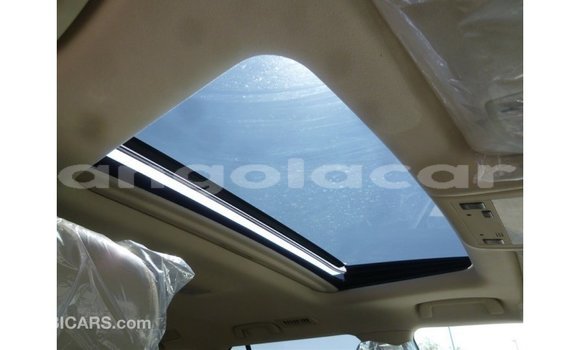 Acheter Import Voiture Toyota Land Cruiser Blanc à Import - Dubai, Province de Bengo Acheter Import Voiture Toyota Land Cruiser Blanc à Import - Dubai, Province de Bengo