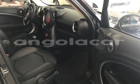 Buy Used MINI Cooper Black Car in Luanda in Luanda Province Buy Used MINI Cooper Black Car in Luanda in Luanda Province