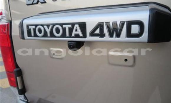 Comprar Usado Toyota Land Cruiser Outro Carro em Luanda em Luanda Province Comprar Usado Toyota Land Cruiser Outro Carro em Luanda em Luanda Province