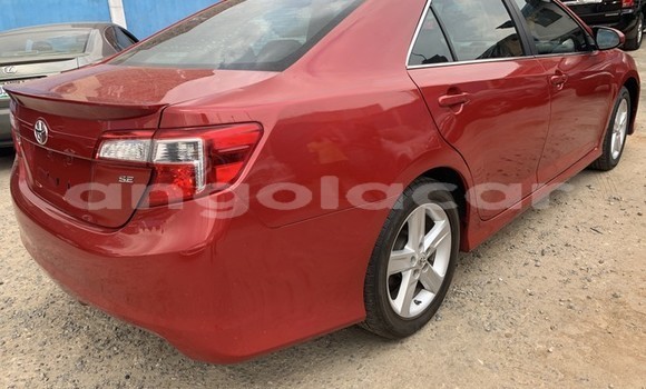 Acheter Occasion Voiture Toyota Corolla Rouge à Luanda, Province de Luanda Acheter Occasion Voiture Toyota Corolla Rouge à Luanda, Province de Luanda