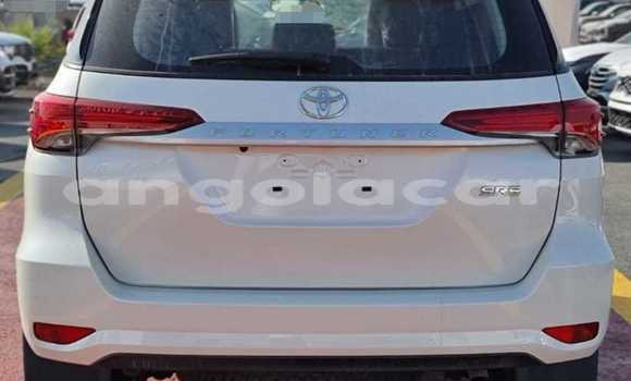 Comprar Usado Toyota Fortuner Branco Carro em Luanda em Luanda Province Comprar Usado Toyota Fortuner Branco Carro em Luanda em Luanda Province