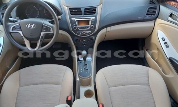 Acheter Occasion Voiture Hyundai Elantra Rouge à Luanda, Province de Luanda Acheter Occasion Voiture Hyundai Elantra Rouge à Luanda, Province de Luanda